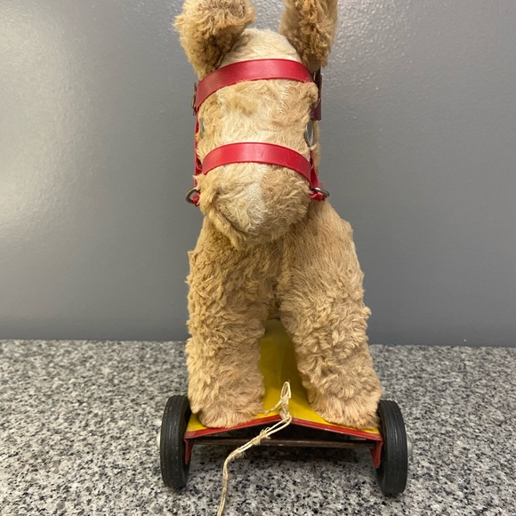 Vintage Stuffed Toy Horse On Metal Cart With Pull Cord 50s-60s Collectible Rare - Picture 3 of 16